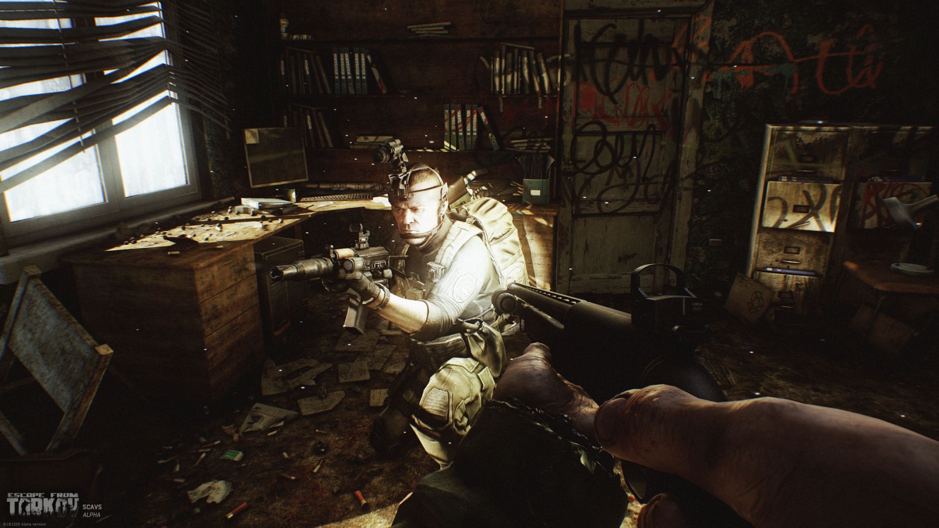 突然持っていた銃が無くなった Escape From Tarkov で透明なプレイヤーによる窃盗被害が相次ぐ Game Spark 国内 海外ゲーム情報サイト