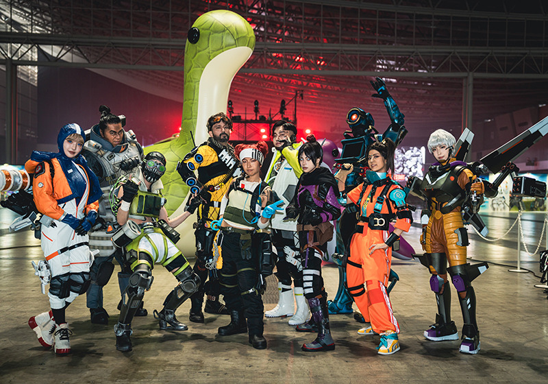 RAGE Apex Legends 2022 Summer」レジェンドコスプレイヤーの完成度が