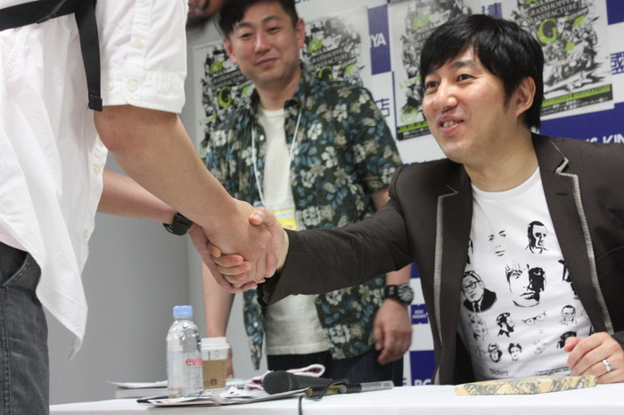 「アート オブ グラスホッパー・マニファクチュア」発売記念―須田剛一氏＆イシイジロウ氏トークイベントをレポート