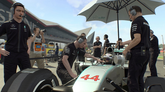 シリーズ最新作『F1 2015』プレイレポ―新世代機でF1世界がフォトリアルに徹底再現