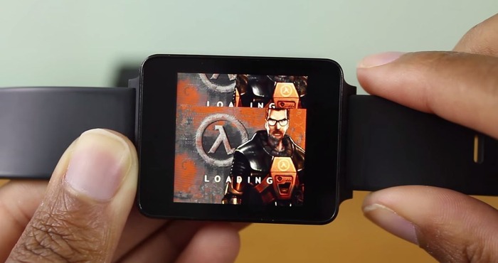 スマートウォッチ上で動作する『Half-Life』ゲームプレイ映像―見にくすぎてクリア不能？