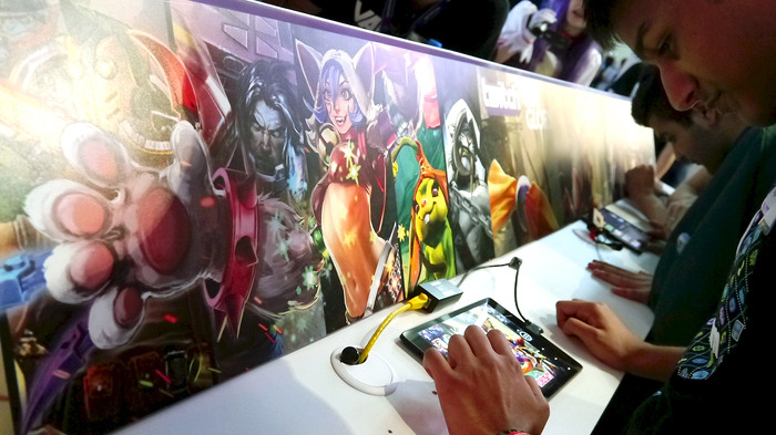 悪のメガ企業代表をドイツで直撃―タッチMOBA『Vainglory』が急成長する理由とは