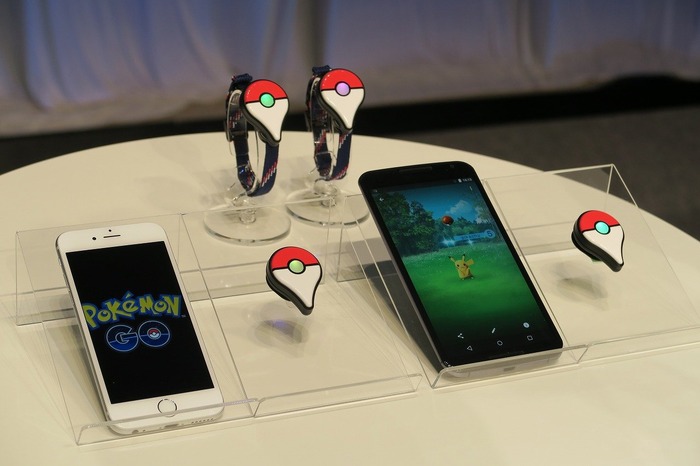 『Pokemon Go』と連携して楽しめる新デバイス「Pokemon Go Plus」を間近でチェック
