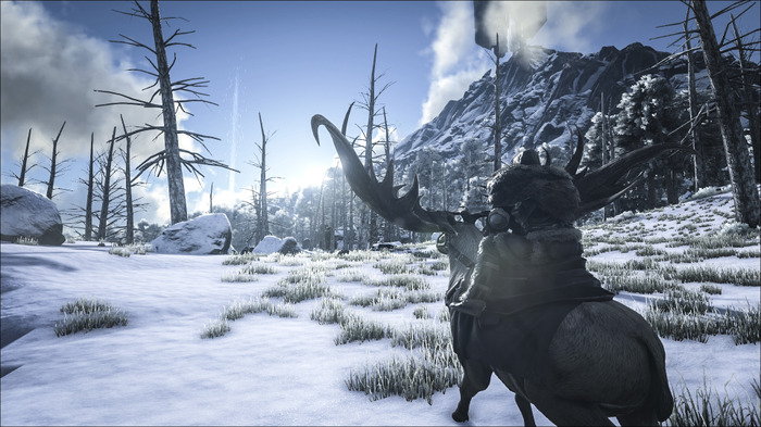 『ARK: Survival Evolved』新パッチで雪と沼のバイオームが追加―新生物や新アイテムも