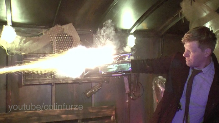 『Deus Ex』主人公アダムの「腕」を再現！ロケットにテーザー、ナイフ射出まで搭載