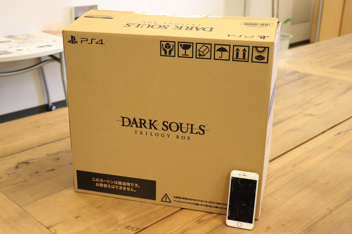 総重量約10kg!『ダークソウル』トリロジーBOXにフロムの本気を見た