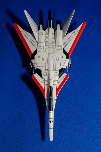 『エースコンバットINF』コトブキヤ1/144「XFA-27」レビュー…航空機プラモの革命児【ゲーム系プラモって実際どう？】