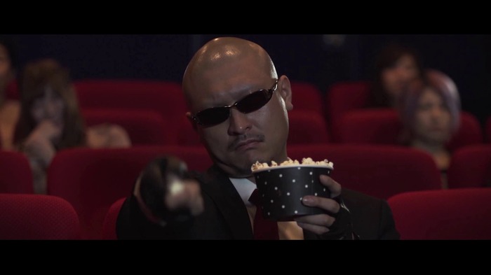 『ヒットマン2』マフィア梶田氏の妙技が炸裂する実写WEB動画が一挙2本公開！レジェンド高橋名人も登場
