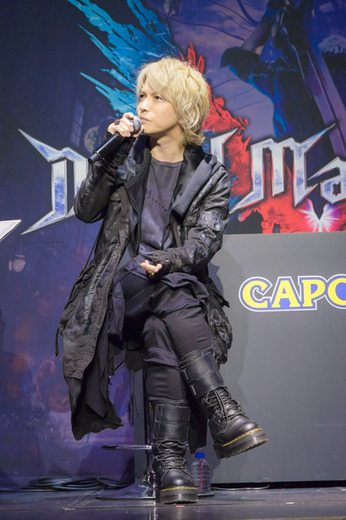 HYDE、作曲秘話を明かす「アガる感じ」「ヘビー系の雰囲気に」『デビル メイ クライ 5』発売前夜イベントレポート