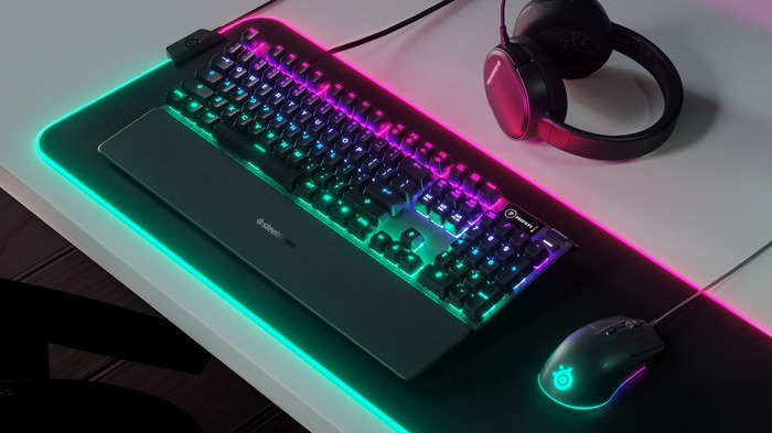 SteelSeries、ゲーミングマウス「Rival 3」とゲーミングキーボード「Apex 3」「Apex 5」を発表