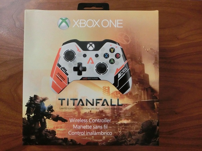 『Titanfall』仕様限定版Xbox Oneコントローラー開封レポ ― こだわり溢れるユニークなデザイン！
