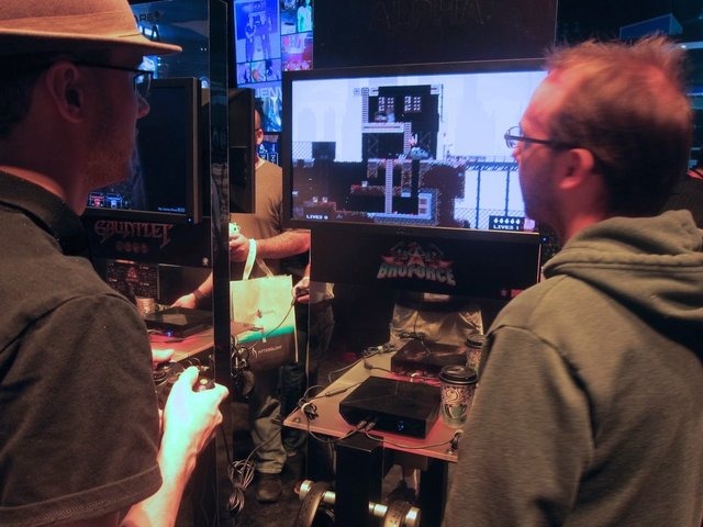 【E3 2014】Alienwareが投入するSteam専用ゲームPC「Alienware Alpha」を触ってみた
