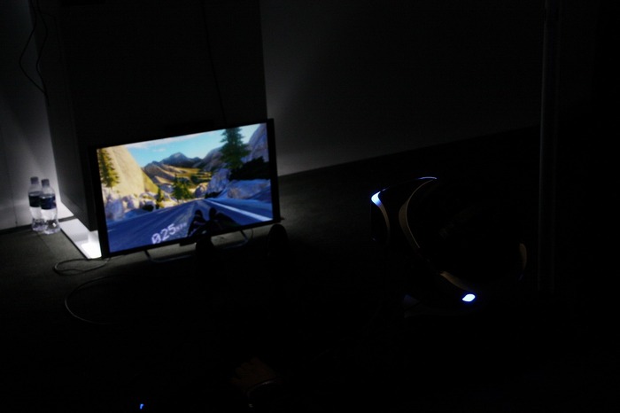 【E3 2014】「luge」に乗って公道を爆走、この没入感はやはりすごい！「Project Morpheus」新作デモレポ