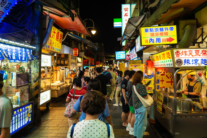 日本人が見逃している台湾グルメの真骨頂はパパイヤミルクにあり!?ASUSのルーツを知るために台湾夜市を食べ尽くす