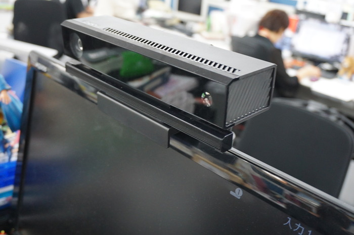 【Xbox One発売特集】会社のデスクで、『Kinect スポーツ』はプレイできるのか