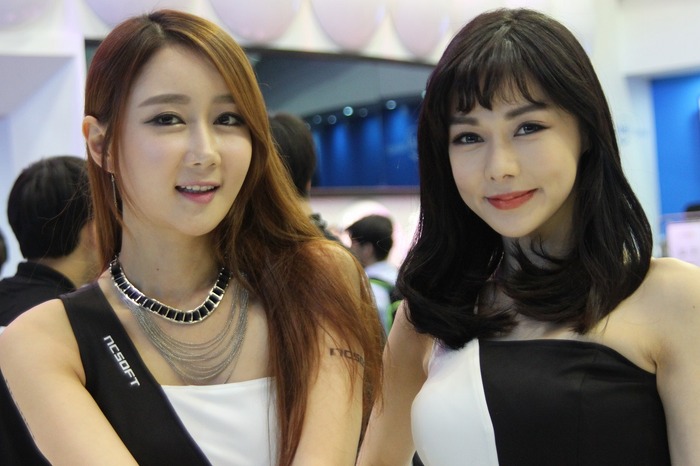 G-STAR 2014、会場を彩った美人コンパニオンの写真464枚を一挙公開