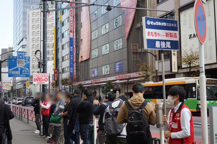 待望のリメイク『ドラゴンクエストIII』販売店舗には行列ができているのか！？ビックカメラ池袋本店に直撃取材！【特集】