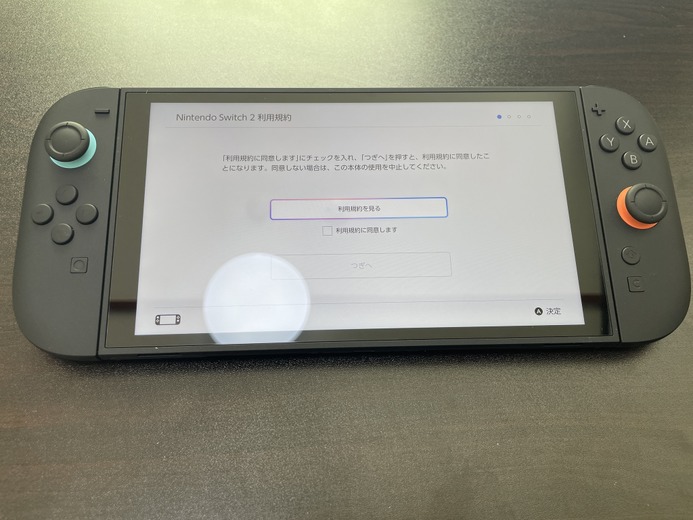 待望の「ニンテンドースイッチ2」開封の儀!大きいけど手に馴染むハードウェア、初代スイッチとのサイズも比べてみた