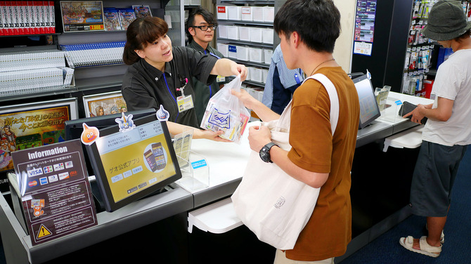 約人が ドラクエxi に並んだゲオ駒沢大学店 年勤める店長は感慨深げ Game Spark 国内 海外ゲーム情報サイト