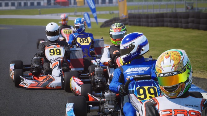 リアル系カートレースシミュレーター『KartKraft』正式リリース