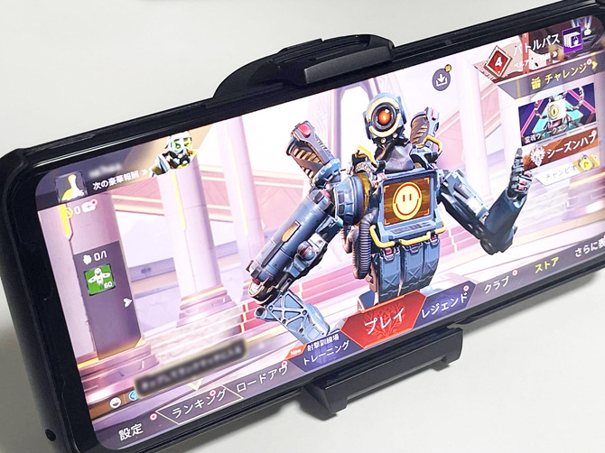 仮想トリガー+専用ギアで極上のスマホゲーミングを体感。「ROG Phone 仮想トリガー+専用ギアで極上のスマホゲーミングを体感。「ROG Phone