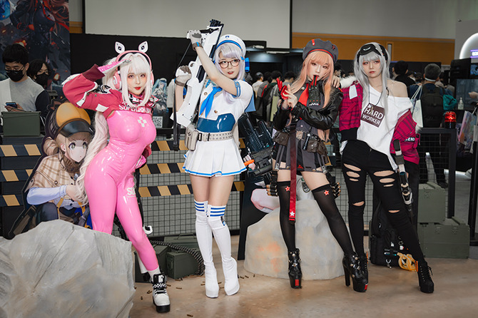 G-STAR 2022】公式コスプレイヤー撮影会に振り切った『NIKKE』が大盛況